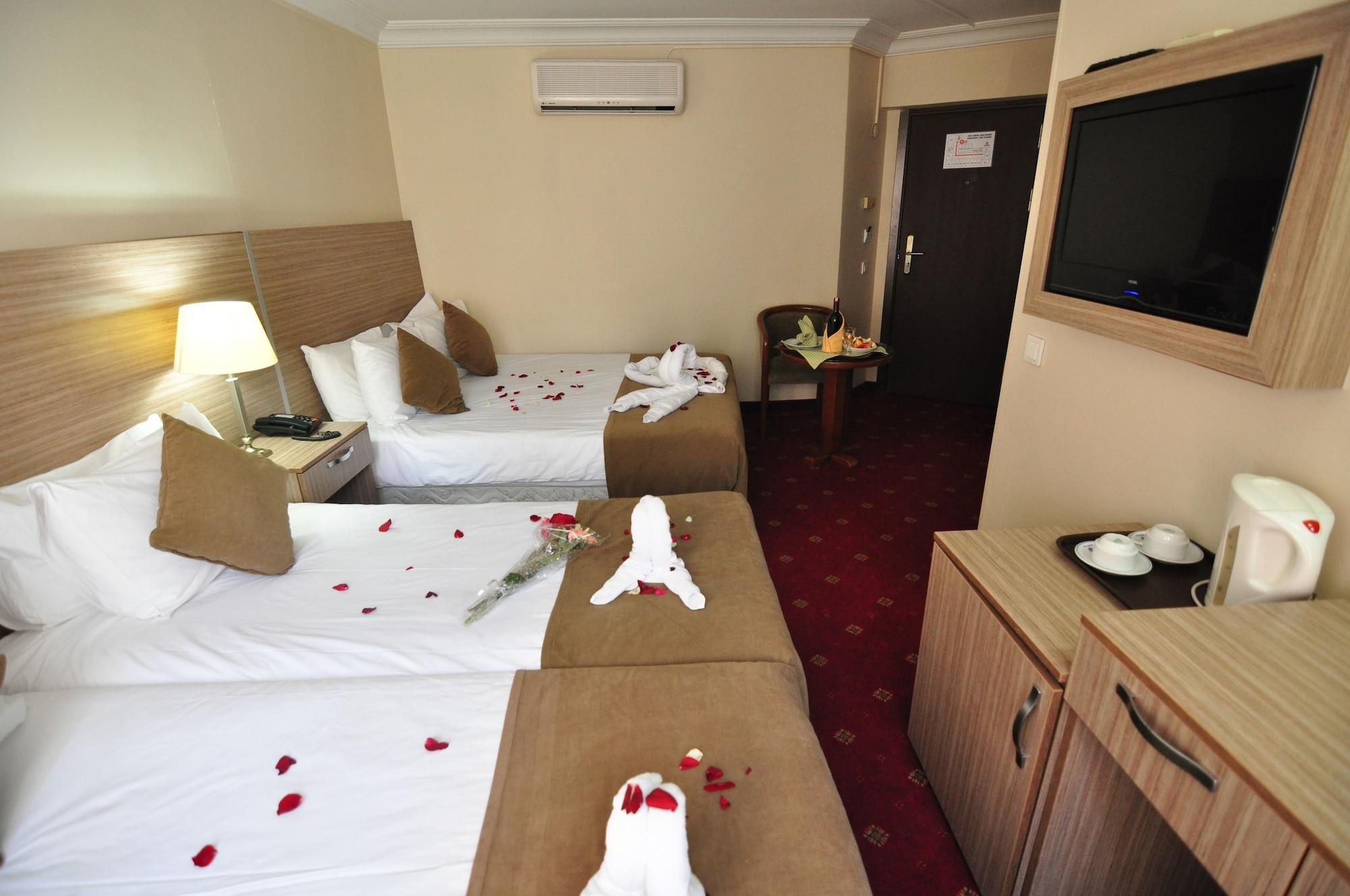Hotel Buyuk Sahinler Istanbul Exteriör bild